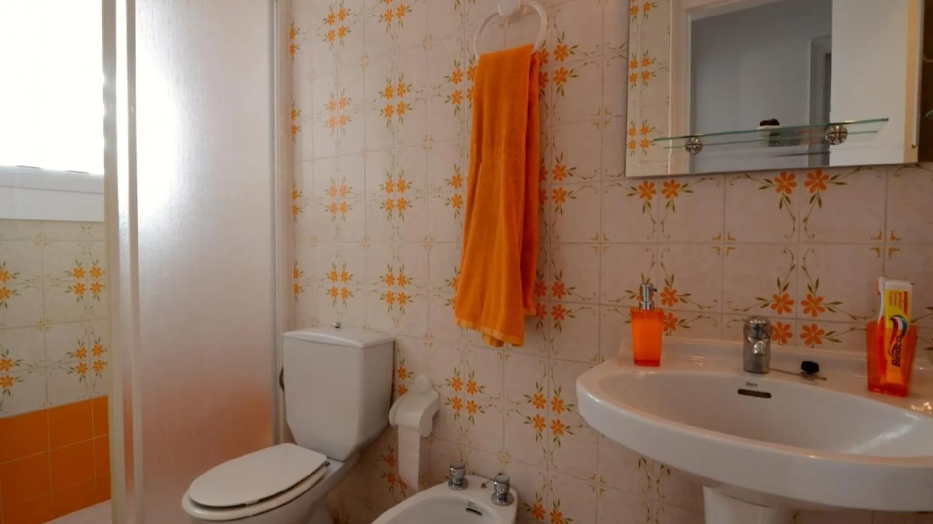 The Apartment In Pals Has 3 Bedrooms