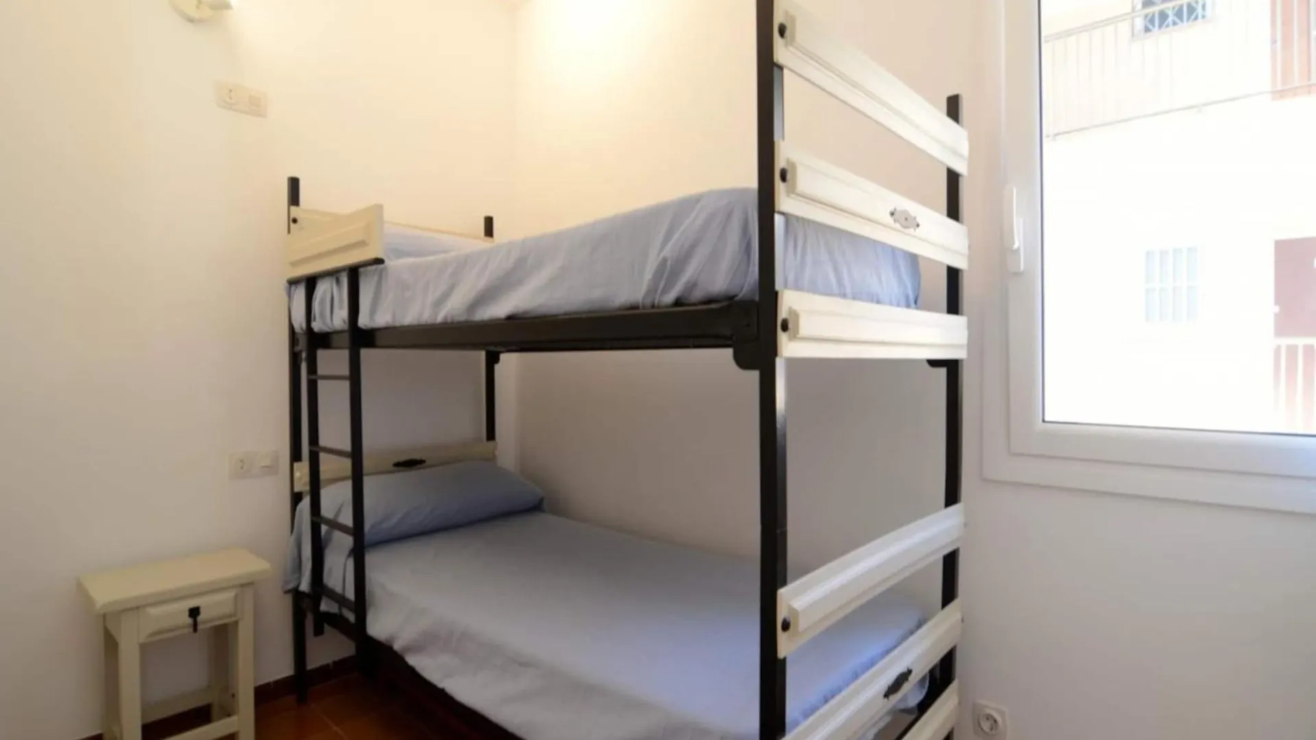 The Apartment In Pals Has 3 Bedrooms Espanha