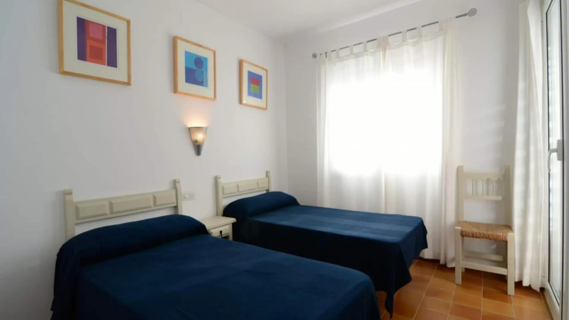 The Apartment In Pals Has 3 Bedrooms
